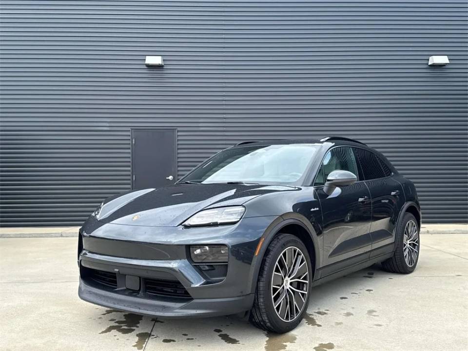 2024 Porsche Macan Base