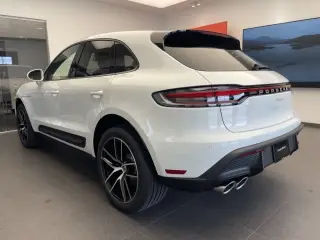 2025 Porsche Macan Base - Photo 21