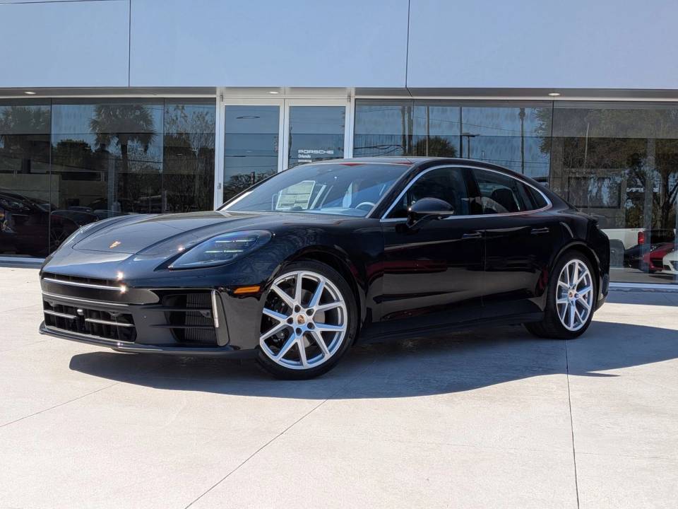 2026 Porsche Panamera