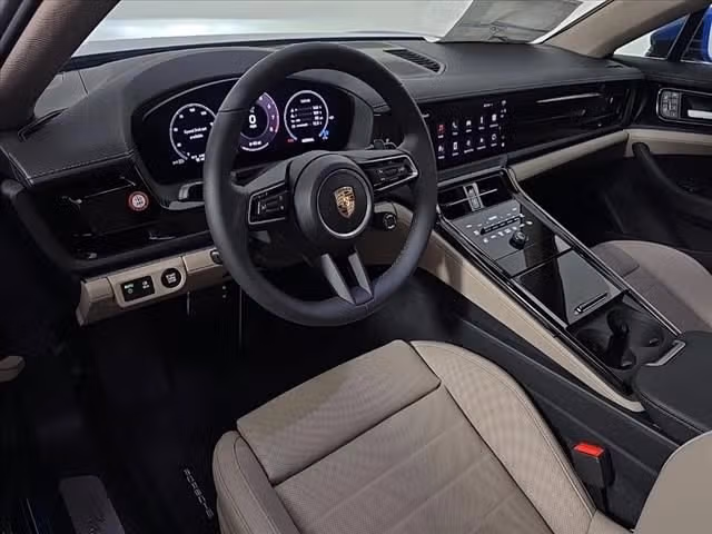 2025 Porsche Panamera Base - Photo 27