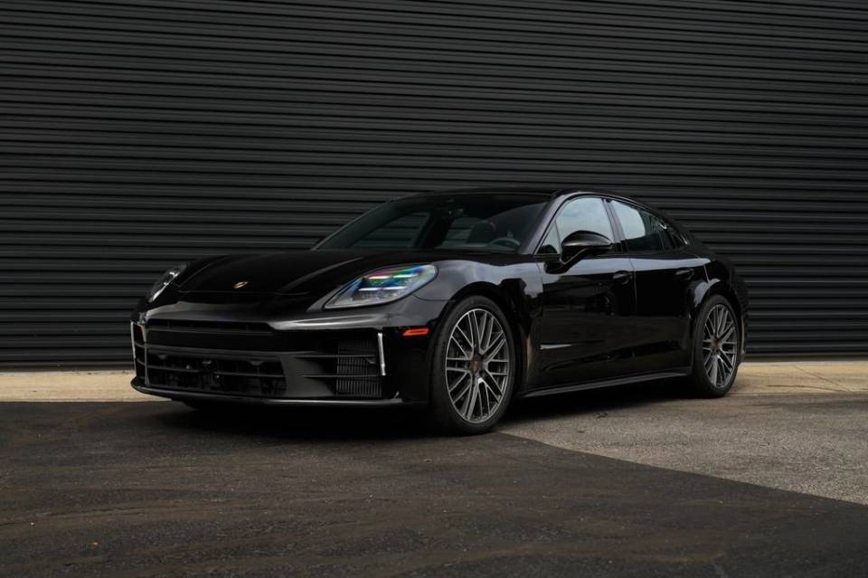 2026 Porsche Panamera