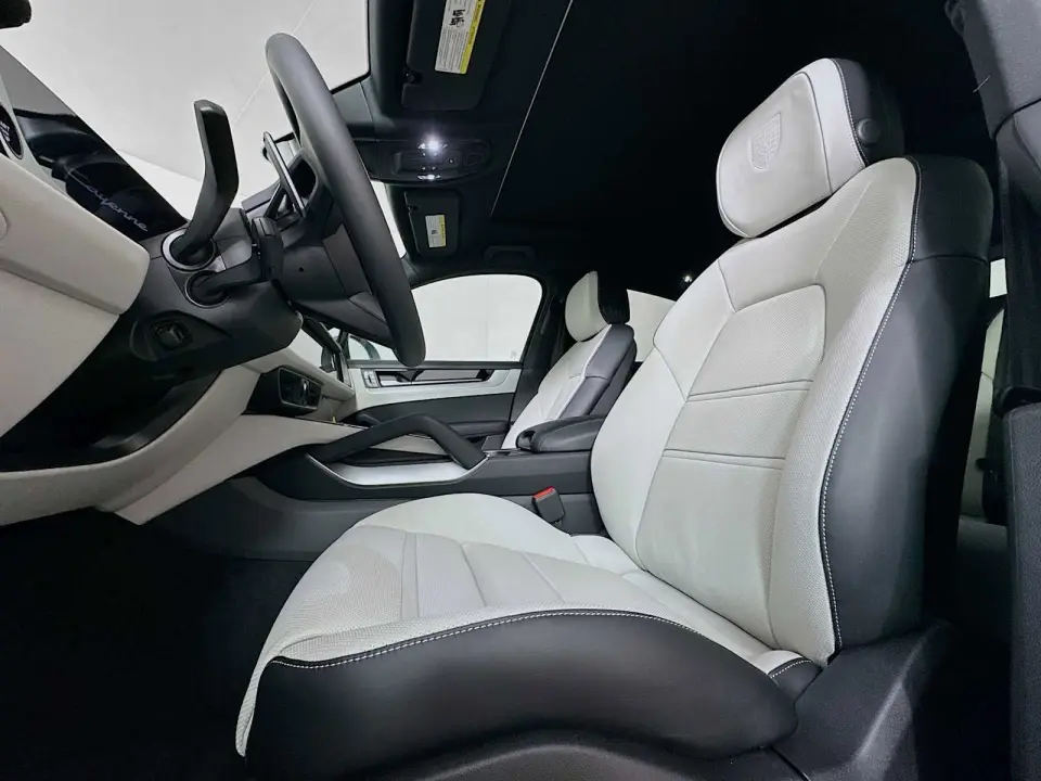2026 Porsche Cayenne Coup Base - Photo 39