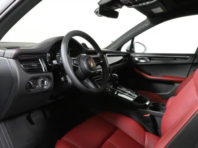 2026 Porsche Macan Base - Photo 30