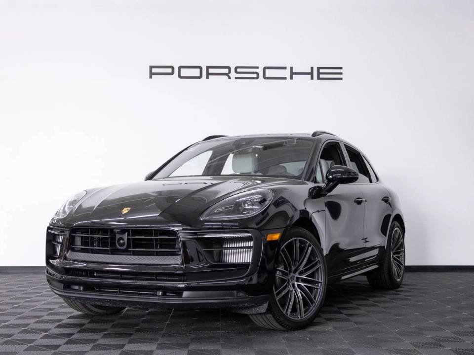 2026 Porsche Macan