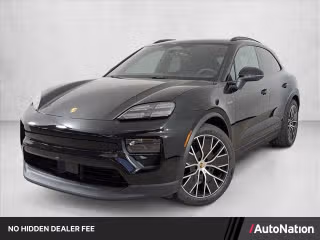2026 Porsche Macan Macan Electric's photo