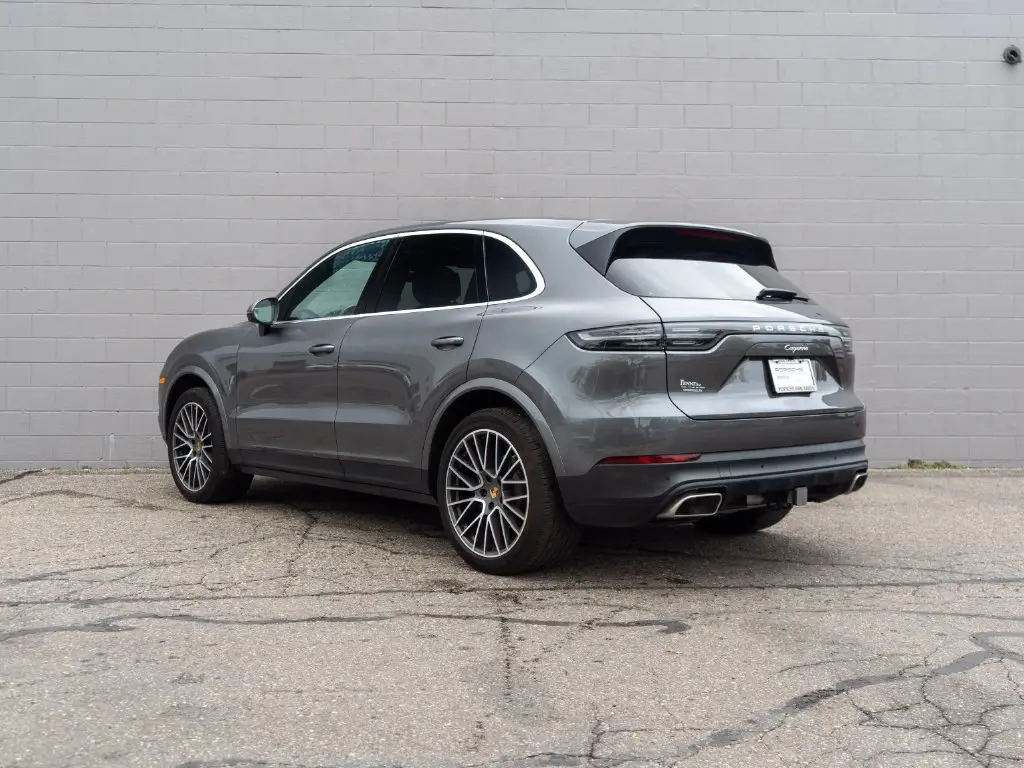 2023 Porsche Cayenne Base - Photo 24