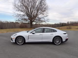 2026 Porsche Panamera Base - Photo 9