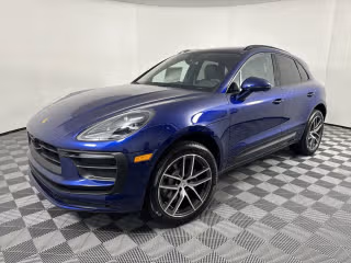 2025 Porsche Macan's photo