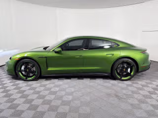 2023 Porsche Taycan 9