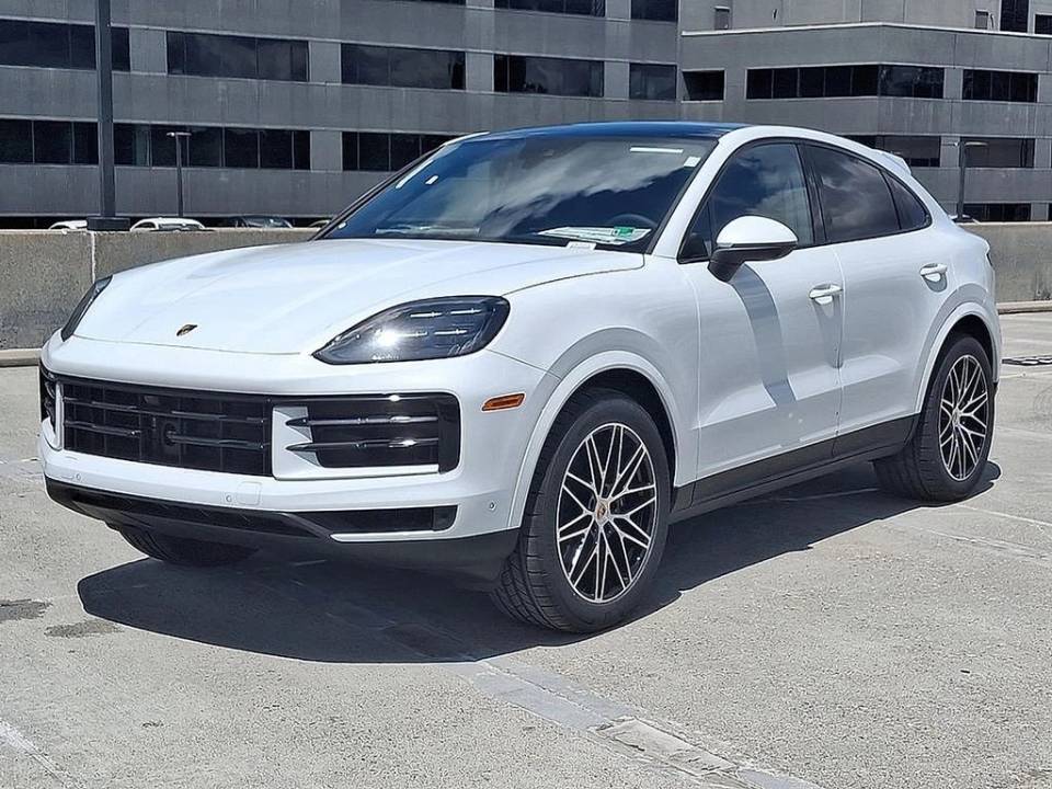 2025 Porsche Cayenne Coup Base