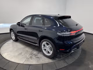2026 Porsche Macan T - Photo 17