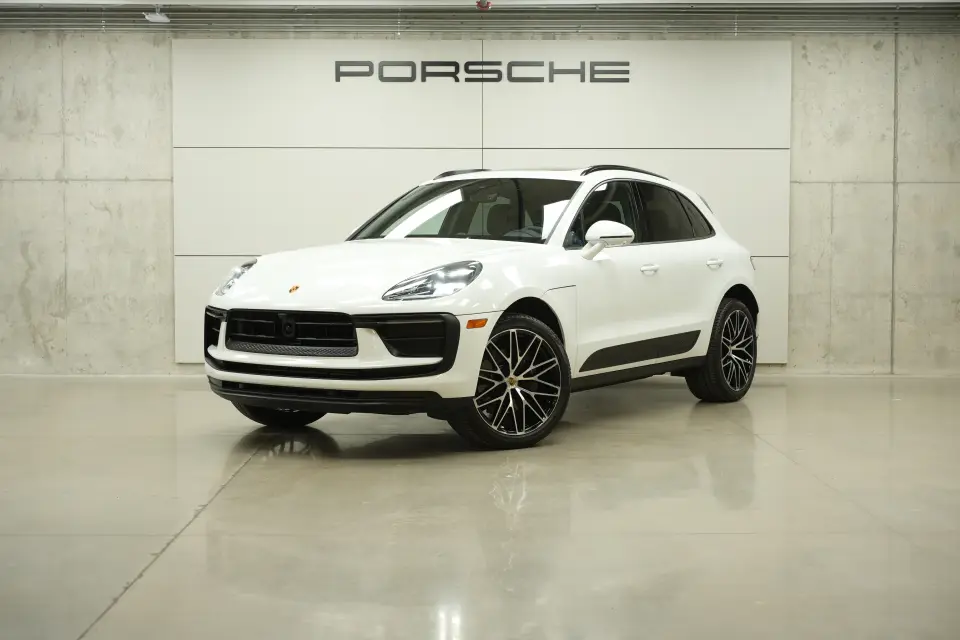 2026 Porsche Macan Base - Photo 7