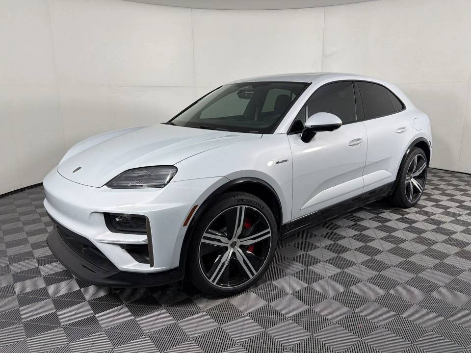 2026 Porsche Macan Turbo Electric