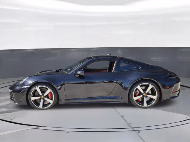 2025 Porsche 911 S - Photo 10