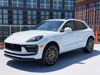 2026 Porsche Macan's photo