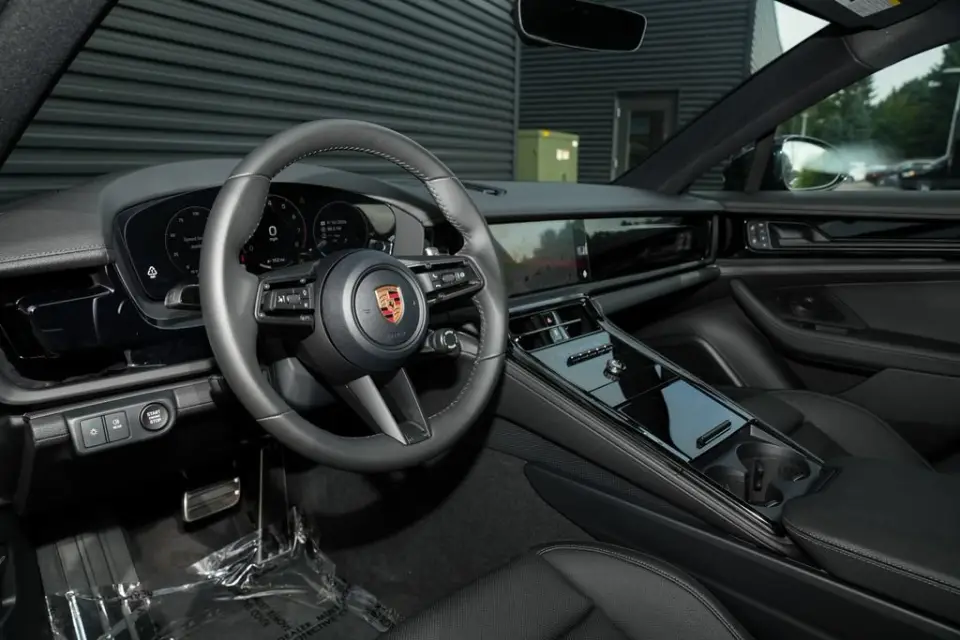 2026 Porsche Panamera Base - Photo 31