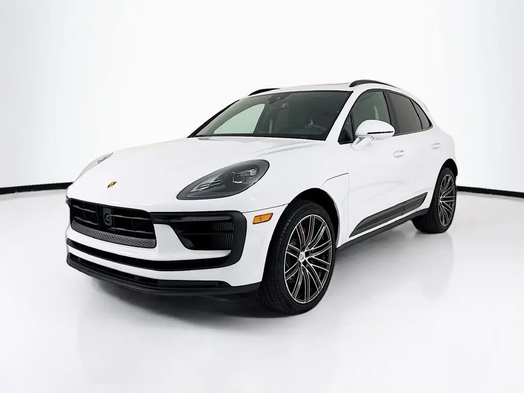 2026 Porsche Macan S - Photo 8