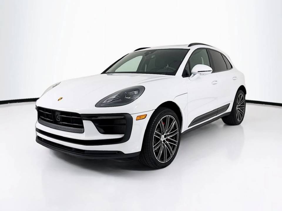 2026 Porsche Macan