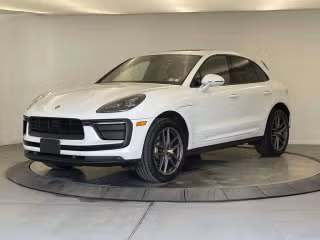 2023 Porsche Macan