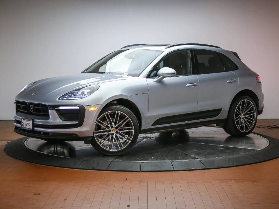 2026 Porsche Macan