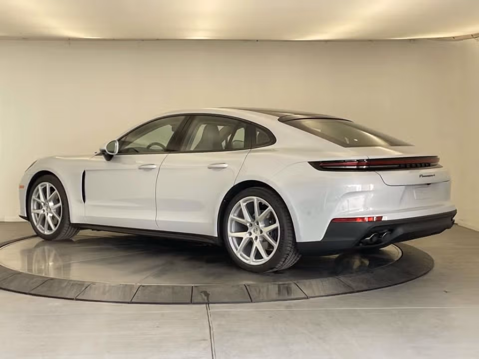 2026 Porsche Panamera Base - Photo 19