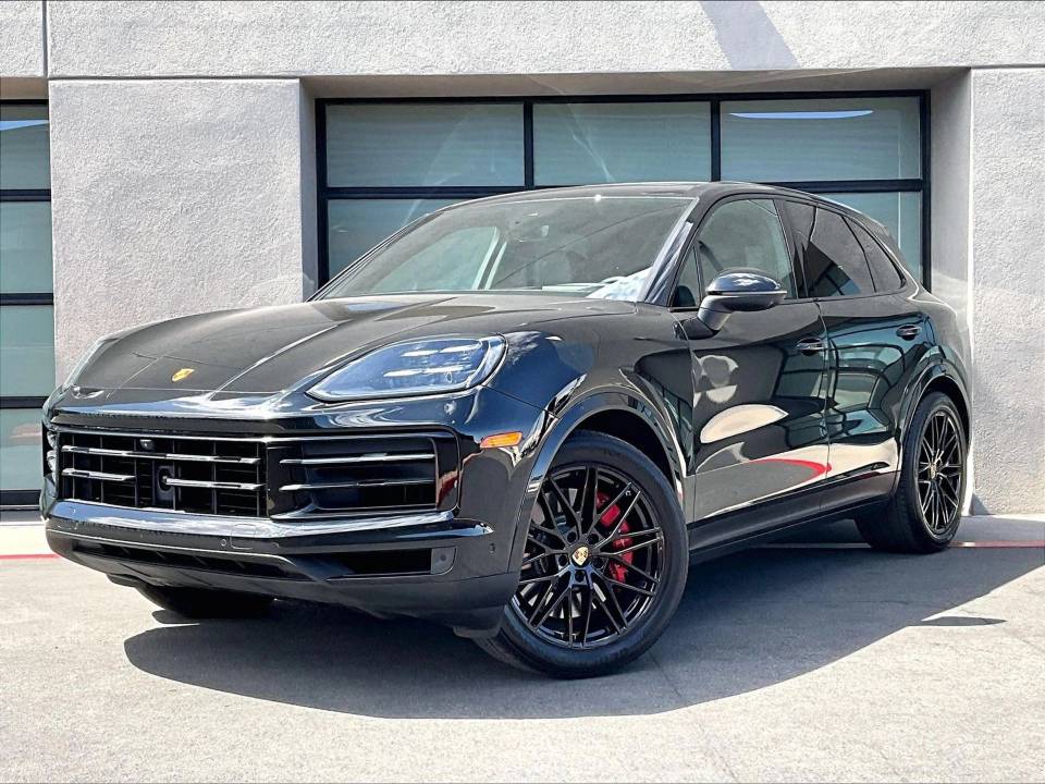 2024 Porsche Cayenne S