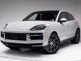 2026 Porsche Cayenne -'s photo