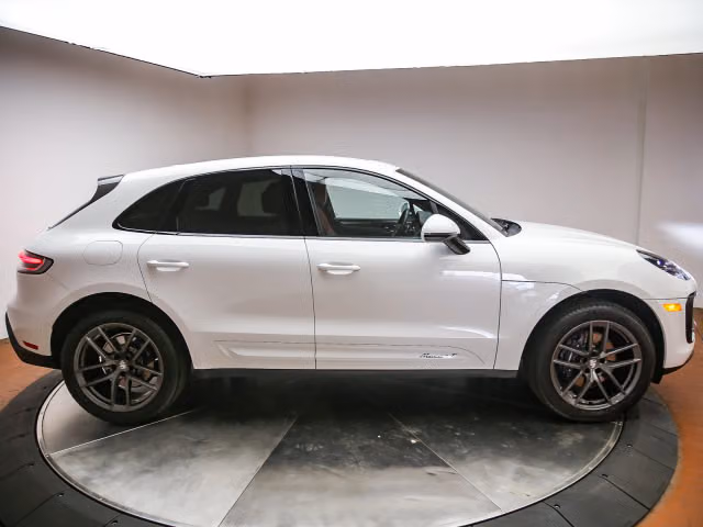Photo 34