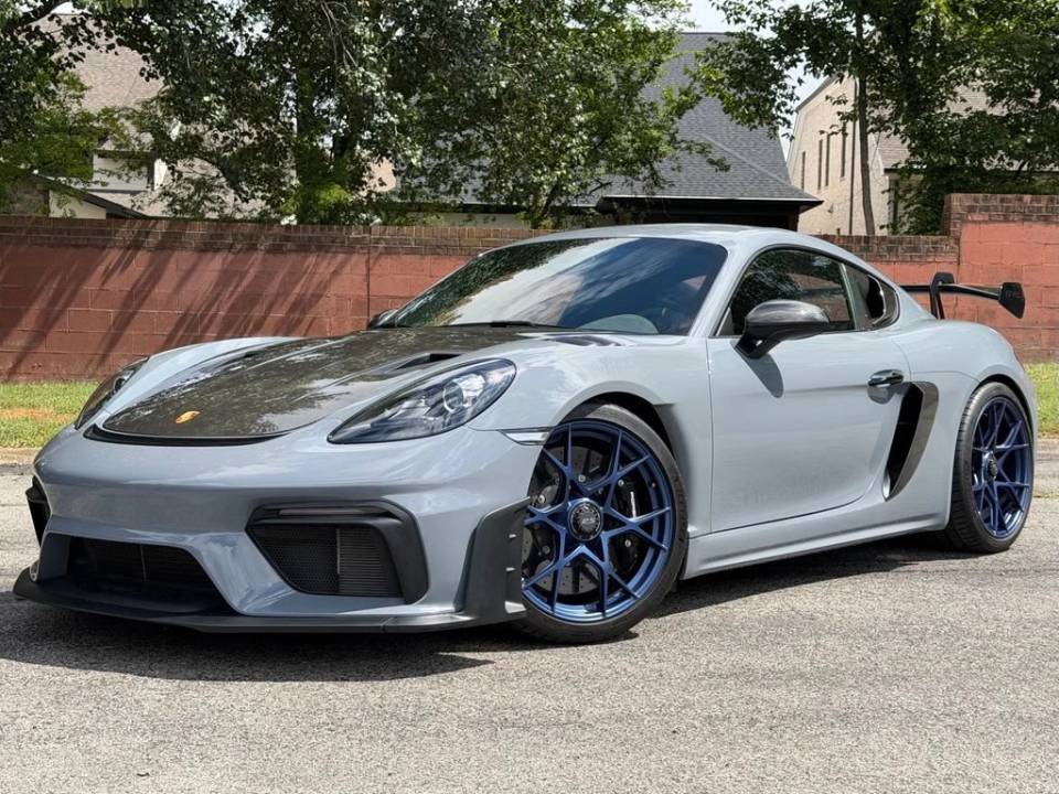 2023 Porsche 718 Cayman GT4 RS