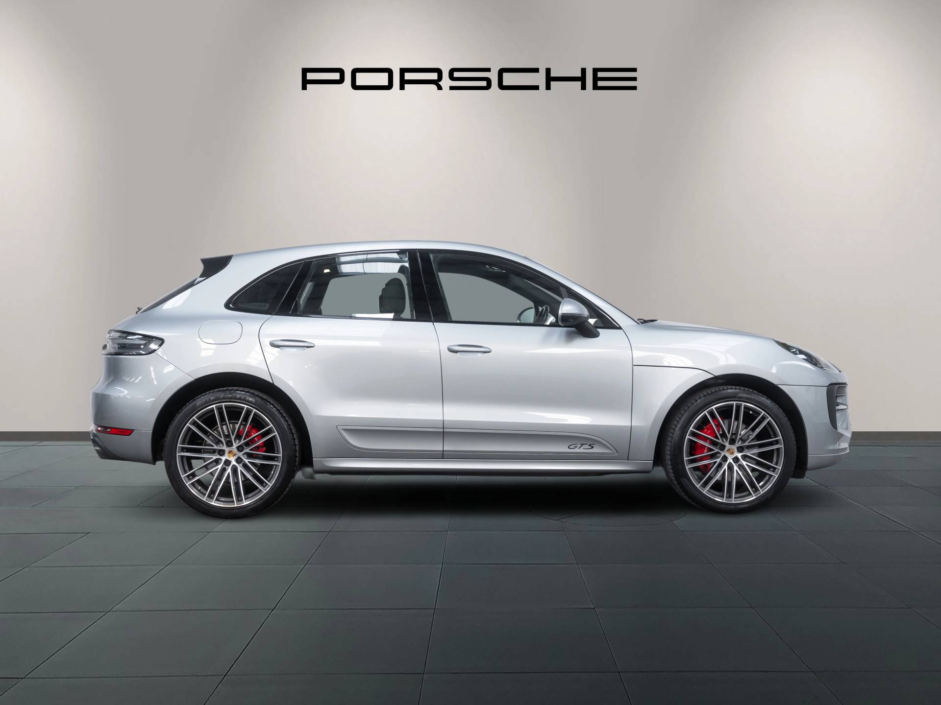 Macan GTS, photo 2 of 50