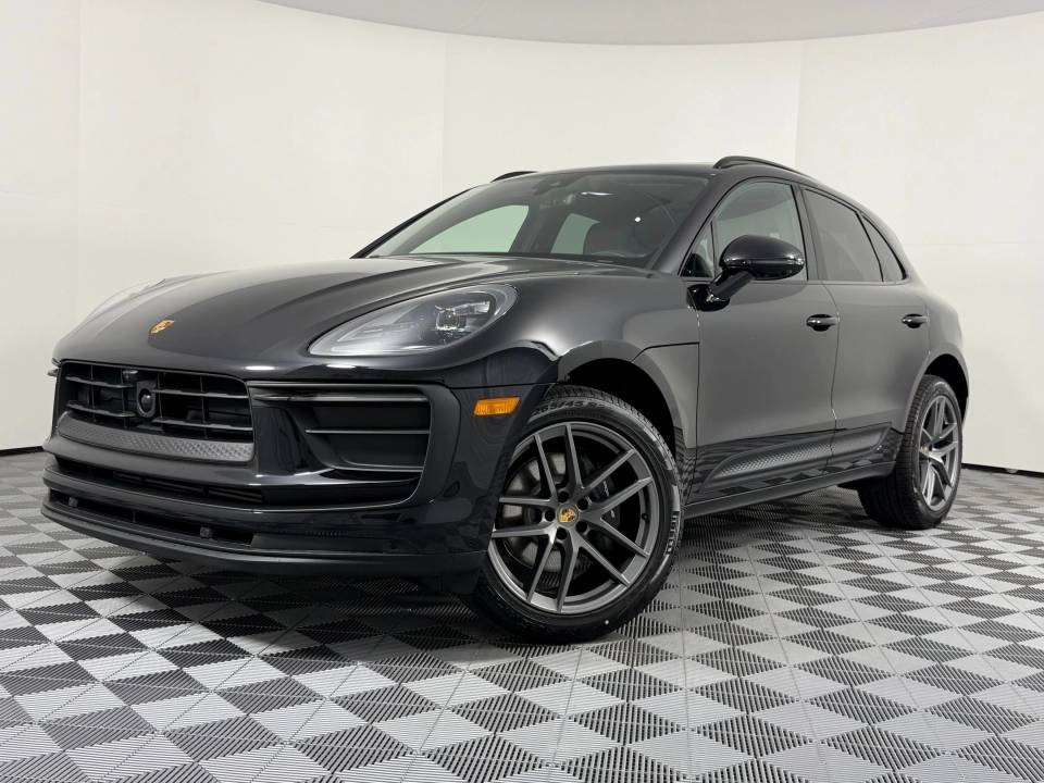 2026 Porsche Macan