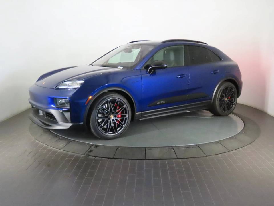 2026 Porsche Macan