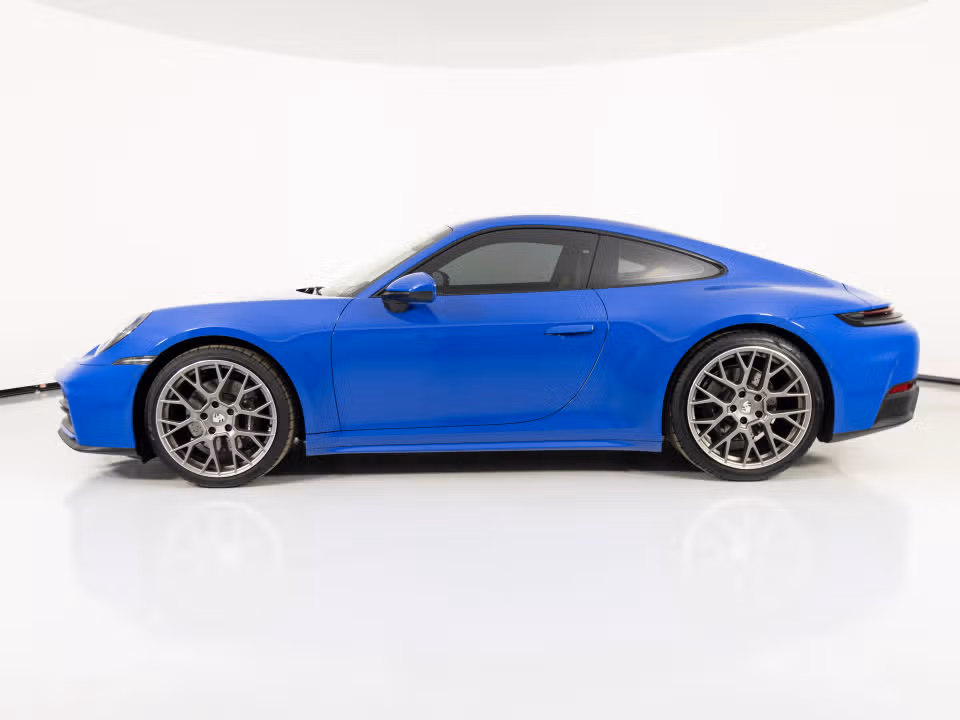 2025 Porsche 911 - Photo 11