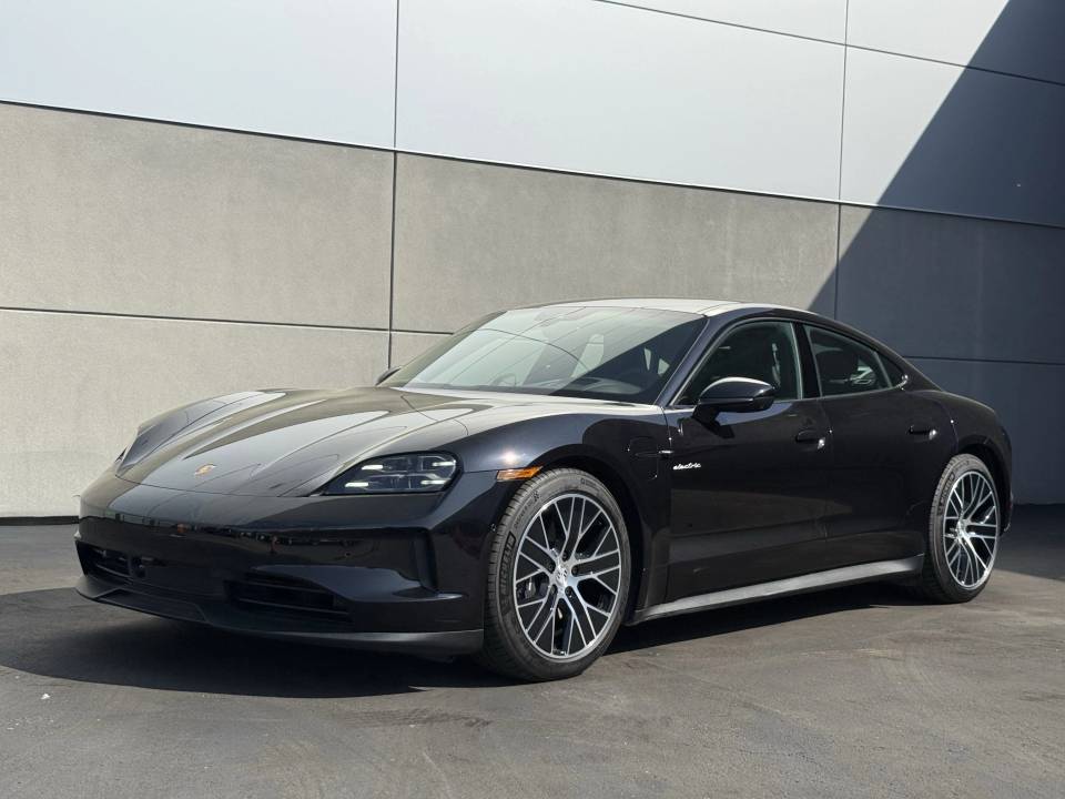 2025 Porsche Taycan
