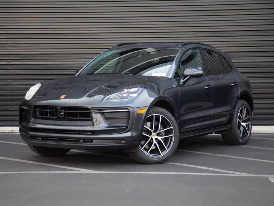 2026 Porsche Macan