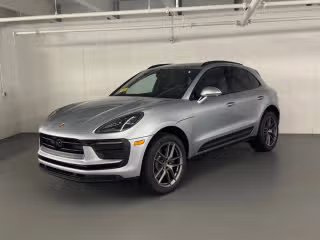 2026 Porsche Macan's photo