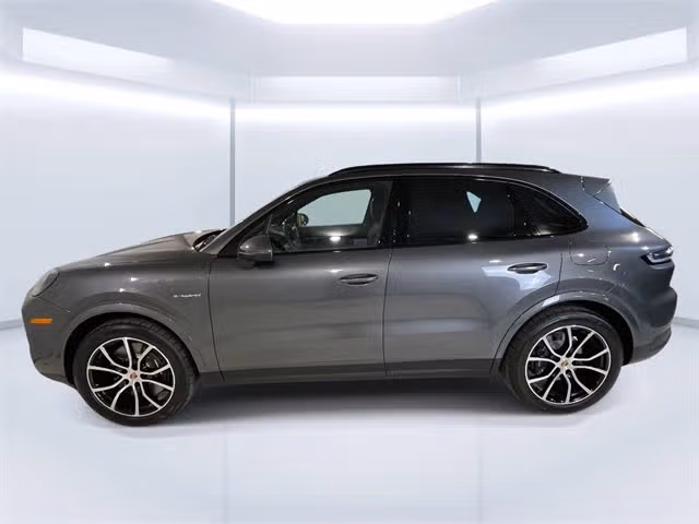 2026 Porsche Cayenne E-Hybrid - Photo 11