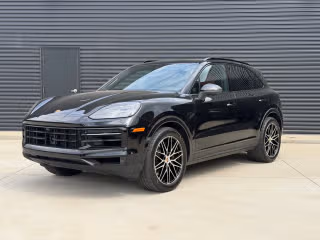 2026 Porsche Cayenne -'s photo