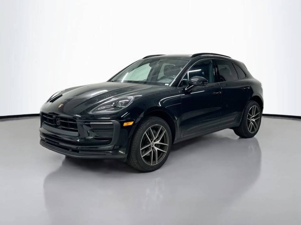 2025 Porsche Macan