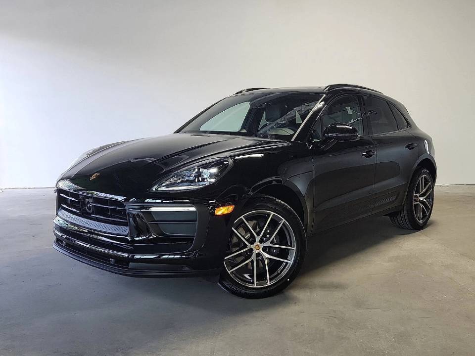 2026 Porsche Macan