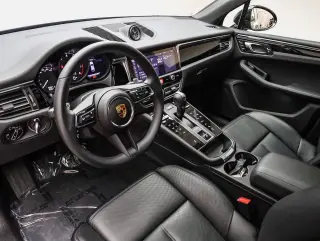 2025 Porsche Macan Base - Photo 29