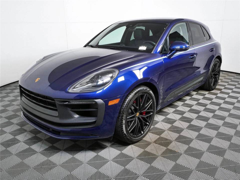 2022 Porsche Macan