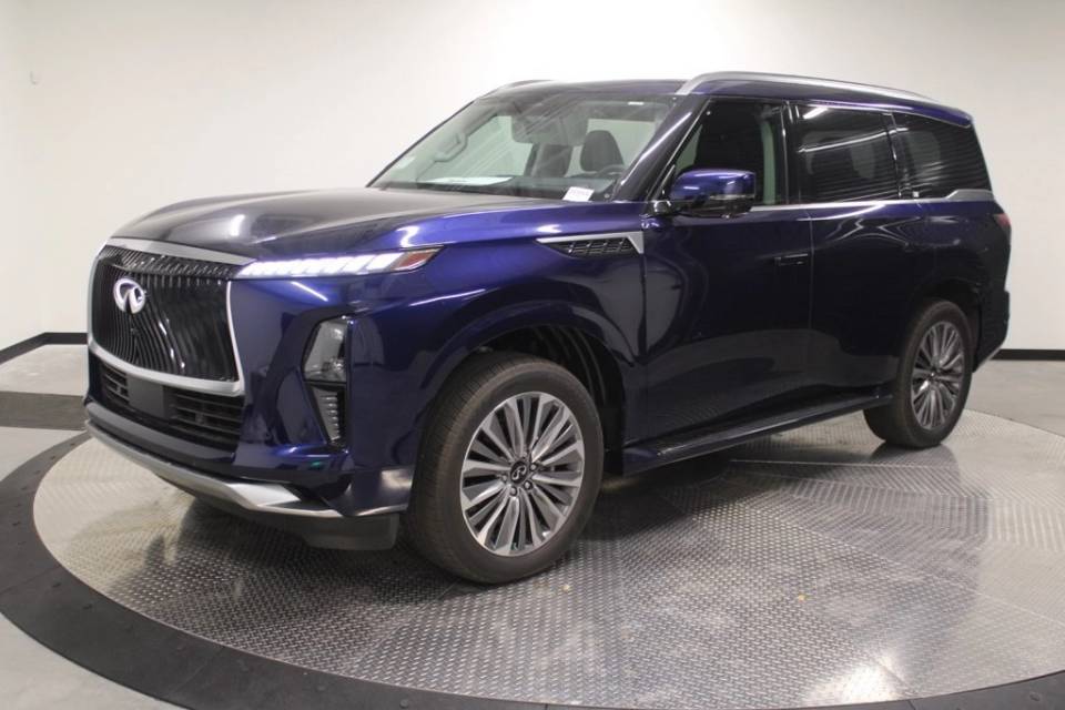 2025 INFINITI QX80