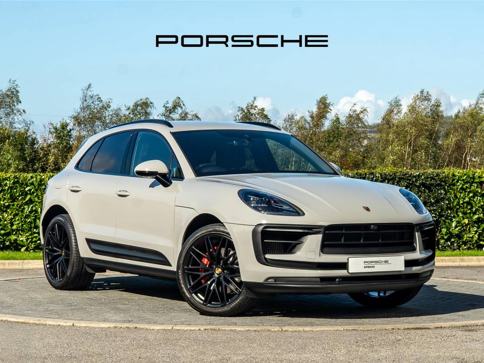 2022 Porsche Macan