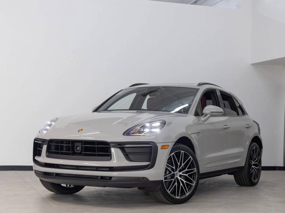 2025 Porsche Macan