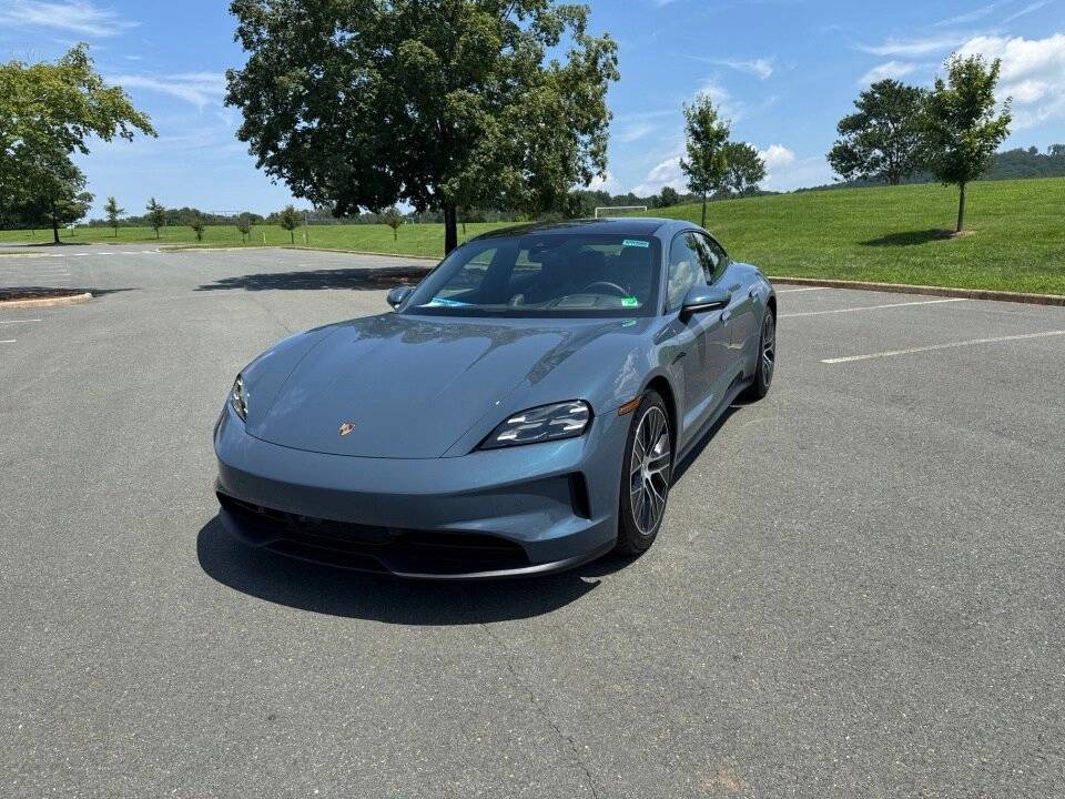 2025 Porsche Taycan Base