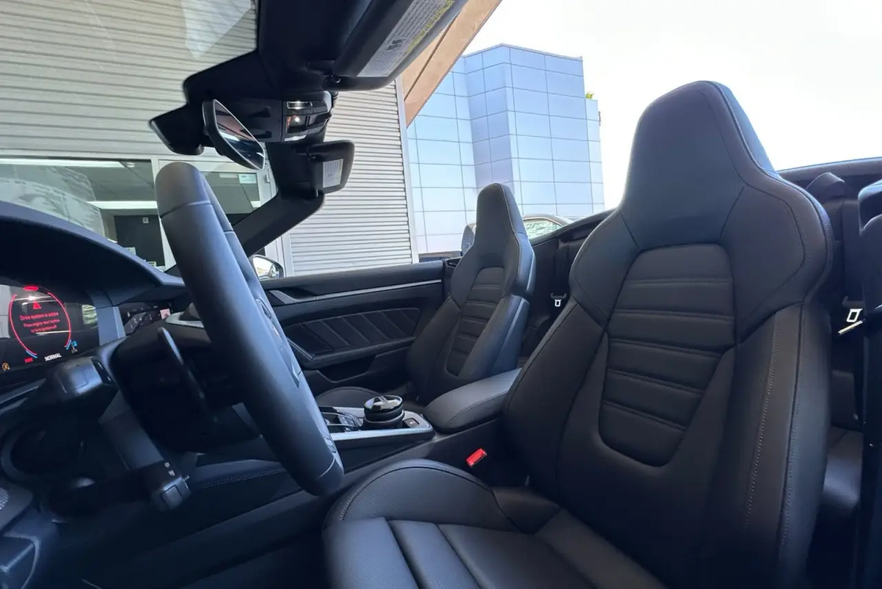 2025 Porsche 911 S - Photo 40