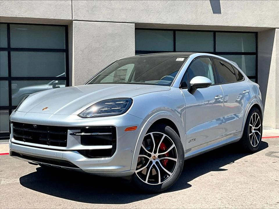2025 Porsche Cayenne Coup GTS