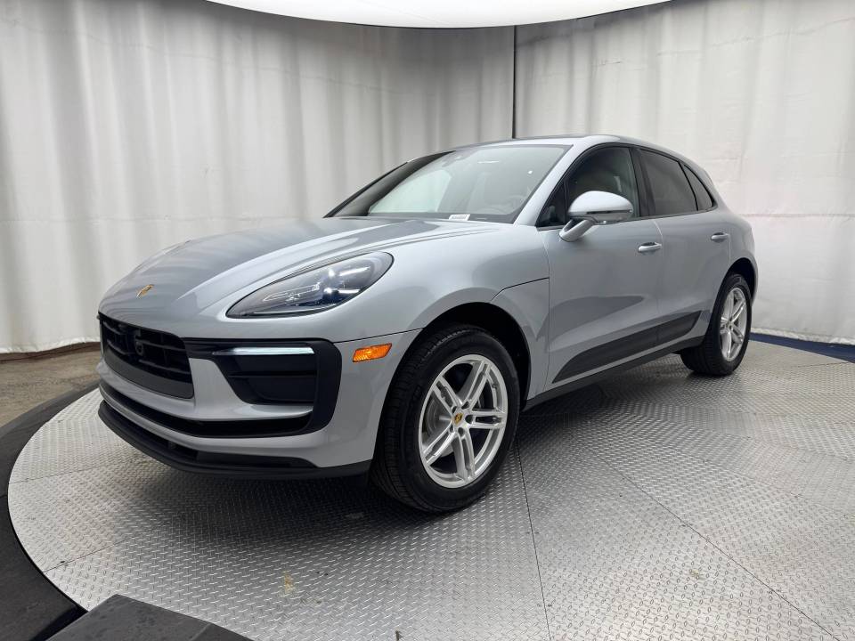 2026 Porsche Macan