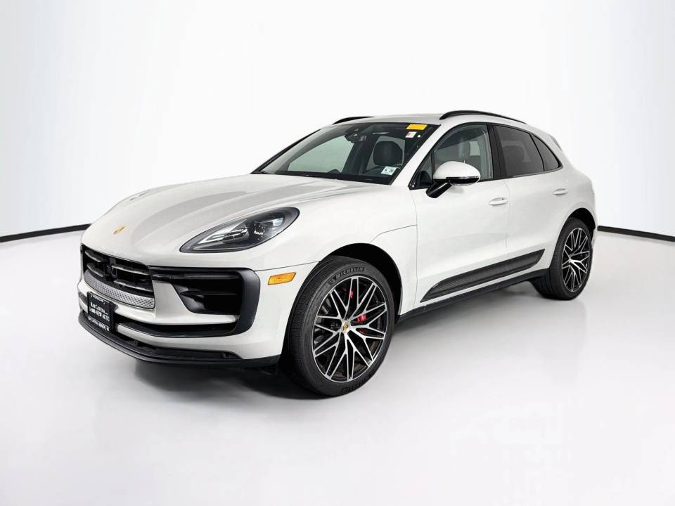 2023 Porsche Macan